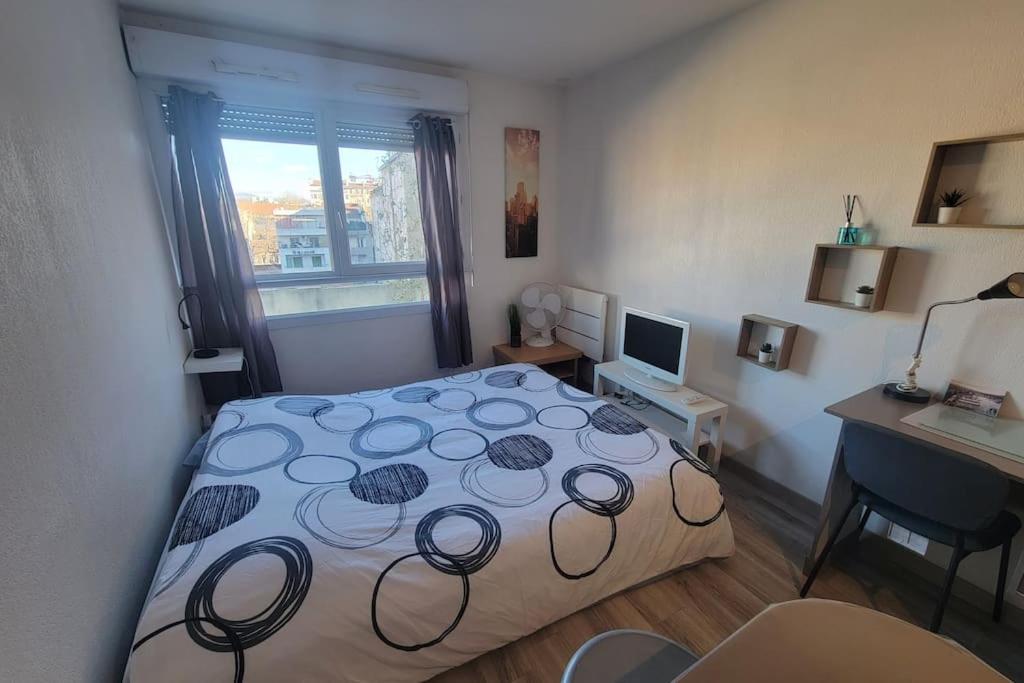 Fully Equipped Apartment St Charles Station Марсель Екстер'єр фото